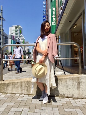 「スリット」｜「アイテム（帽子）」を使った、trさん（レディース・164cm）の春コーディネート