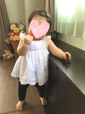 「GAP（ギャップ）のアイテム（チュニック）」を使った、ちゃんちいちゃんさん（キッズ・80cm）の春コーディネート