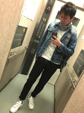 「BENETTON (UNITED COLORS OF BENETTON)（ベネトンユナイテッドカラーズオブベネトン）のウォッシュデニムブルゾン・GジャンUB（デニムジャケット、ブルー系）」を使った、hirokiさん（メンズ・176cm）の春コーディネート