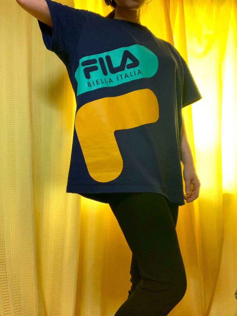 「プリントT、シンプルコーデ、おしゃれさんと繋がりたい、army」｜「FILAの【FILA】BTS着用モデル　 FILA Tシャツ/FILAロゴプリントTシャツ【ユニセックス】（Tシャツ/カットソー、ブルー系）」を使った、まこめしさん（レディース・149cm）の秋コーディネートの1枚目の写真