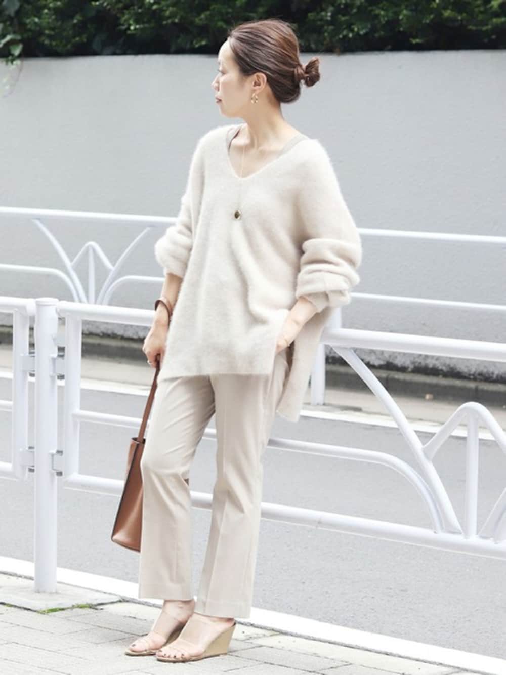 Fur V スリットプルオーバー◇を使った人気ファッションコーディネート