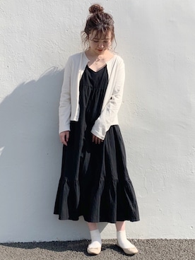 「黒ワンピ」｜「アイテム（その他）」を使った、ねねさん（レディース・155cm）の春コーディネート