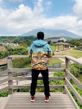 「northface」｜「アイテム（ナイロンジャケット）」を使った、Bluefishyさん（メンズ・173cm）の春コーディネート
