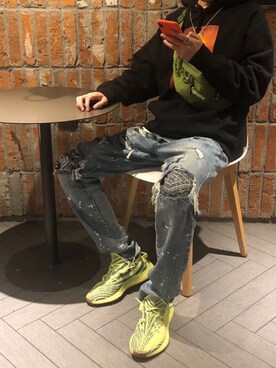 「Yeezy（イージー）のアイテム（アクセサリー）」を使った、几鱼さん（メンズ・190cm）の春コーディネート