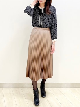 「ZOZOでしか買えない」｜「アイテム（スカート）」を使った、tocco_kudoさん（レディース・165cm）の秋コーディネート