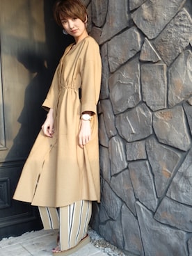 「COOMB（クーム）のアイテム（パンツ）」を使った、南明奈さん（レディース・160cm）の春コーディネート