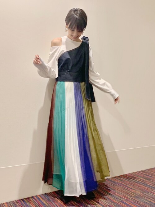 【美品】UN3D. オリガミプリーツ オーガンジースカート レインボー 38