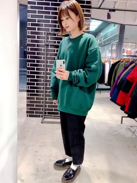 「JERZEES（ジャージーズ）のアイテム」を使った、SERINAさん（レディース・158cm）の秋コーディネート