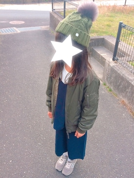 「GLOBAL WORK（グローバルワーク）のアイテム（セットアップ）」を使った、あすみさん（キッズ・126cm）の冬コーディネート