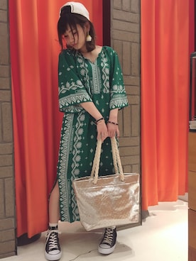 「RNA（アールエヌエー）のアイテム（帽子）」を使った、まみたすさん（レディース・152cm）の春コーディネート