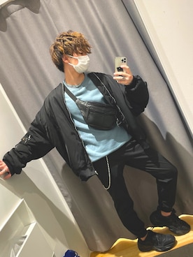 「大学生」｜「アイテム（MA-1）」を使った、shshshshさん（メンズ・172cm）の冬コーディネート