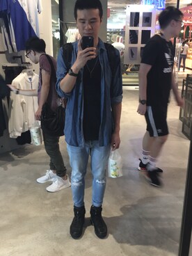 「blue」｜「アイテム（その他）」を使った、Steven Pengさん（メンズ・180cm）の夏コーディネート