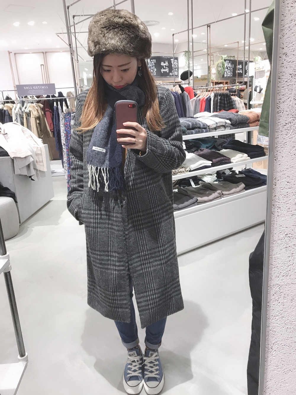 「LEPSIMのフェイクファーハット　817720（ハット、ベージュ系）」を使った、っちさん（レディース・158cm）の春コーディネートの1枚目の写真