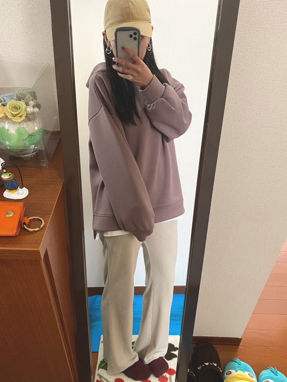 「LEPSIMのバックシシュウCAP　779891（キャップ、ベージュ系）」を使った、っちさん（レディース・158cm）の冬コーディネートの1枚目の写真