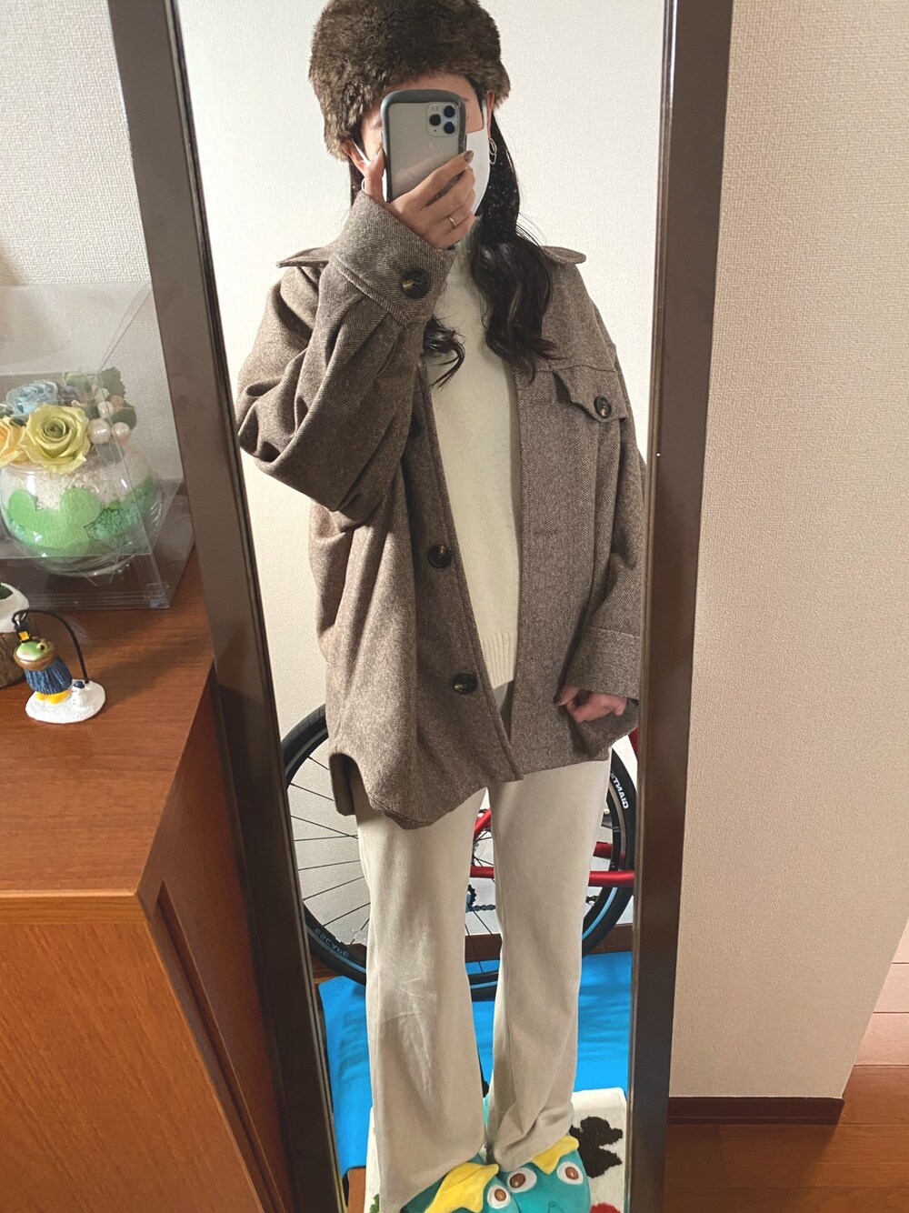 「LEPSIMのフェイクファーハット　776273（ハット、ブラウン系）」を使った、っちさん（レディース・158cm）の冬コーディネートの1枚目の写真
