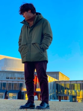 「CASPER JOHN（キャスパージョン）のCasper John　テーパードスリムスラックス（スラックス、ブラウン系）」を使った、ちーさん（メンズ・169cm）の冬コーディネート