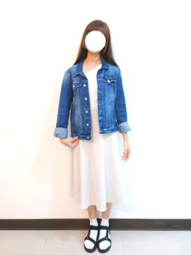 「NET（ネット）のアイテム（デニムジャケット）」を使った、Yarina さん（レディース・163cm）の夏コーディネート