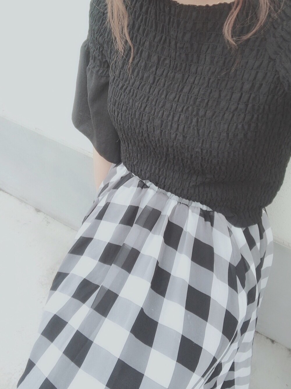 「JEANASISのアイテム（スカート、ブラック系）」を使った、♡さん（レディース・162cm）の冬コーディネートの1枚目の写真