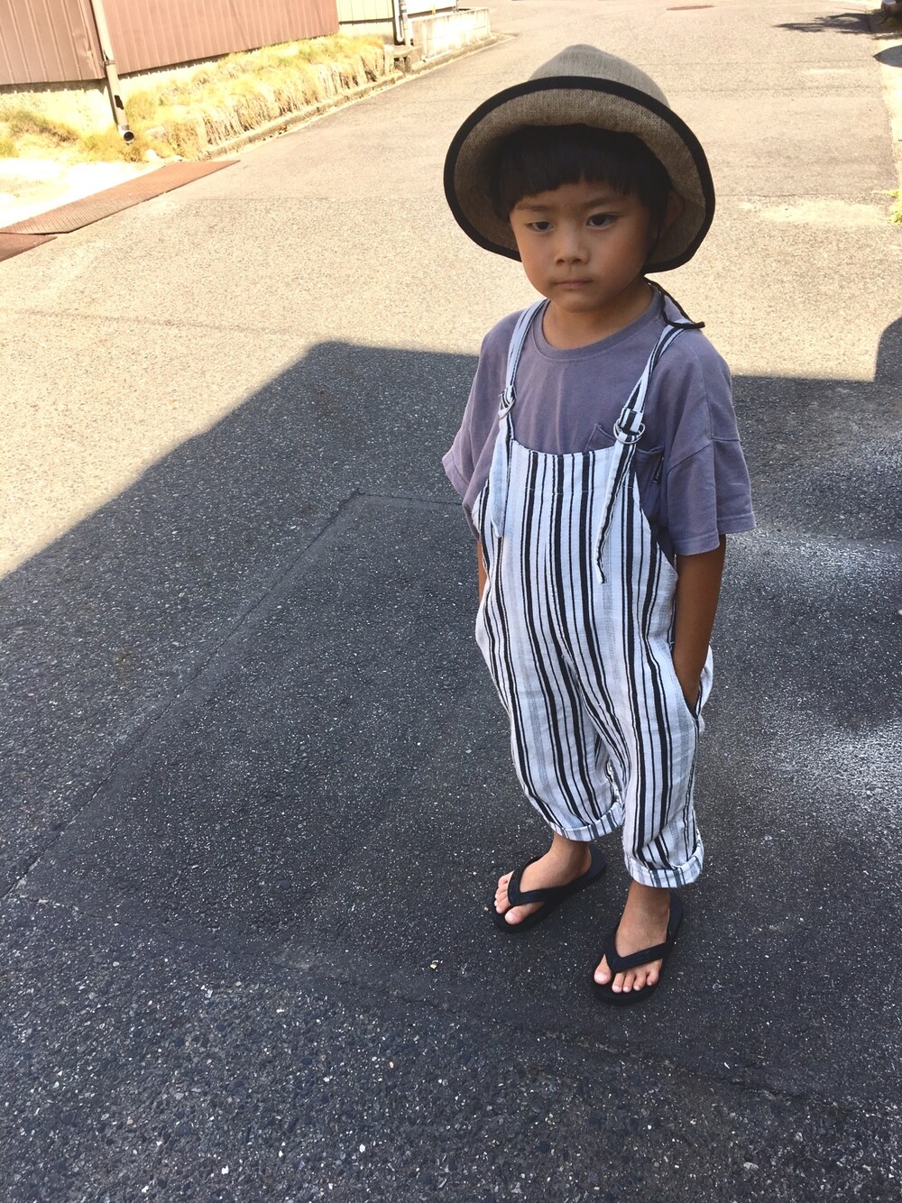 「男の子、プチプラ、kids、キッズコーデ」｜「THE NORTH FACEのTHE NORTH FACE/ザ・ノースフェイス/hat/キッズ用ハットhike hat NNJ01820（ハット、ベージュ系）」を使った、aoeetoさん（キッズ・100cm）の夏コーディネートの1枚目の写真