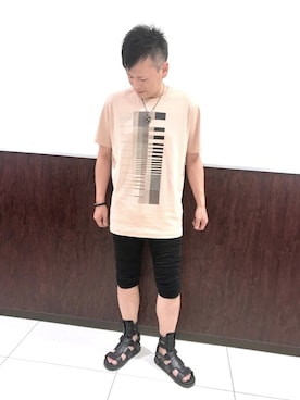 「アイテム（フレグランス）」を使った、hideさん（メンズ・172cm）の夏コーディネート