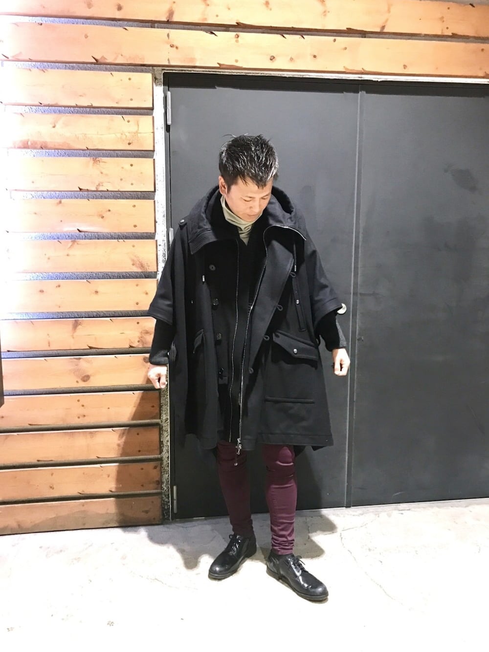 DIESEL BLACK GOLDのポンチョを使った人気ファッションコーディネート