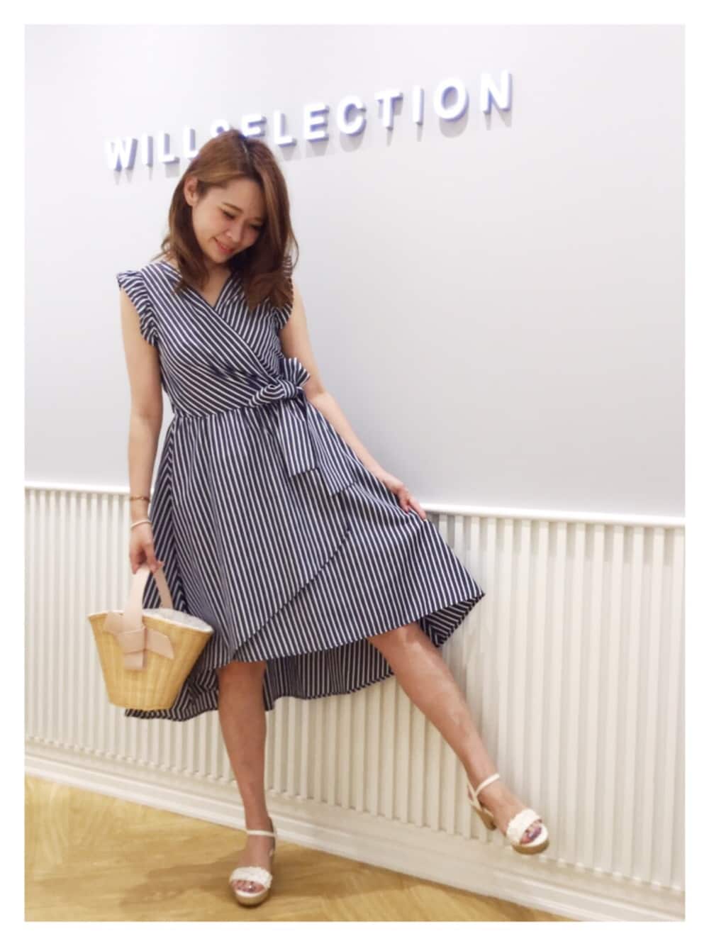 「willselection、ウィルセレクション、ウィルガール、BSTR、ワンピース、ストライプ、カシュクールワンピース、かごバッグ、オトナ女子、summer」｜「WILLSELECTIONの【雑誌掲載】ワンハンドルラタンかごＢＡＧ（かごバッグ、ピンク系）」を使った、yuka.c5さん（レディース・159cm）の夏コーディネートの1枚目の写真