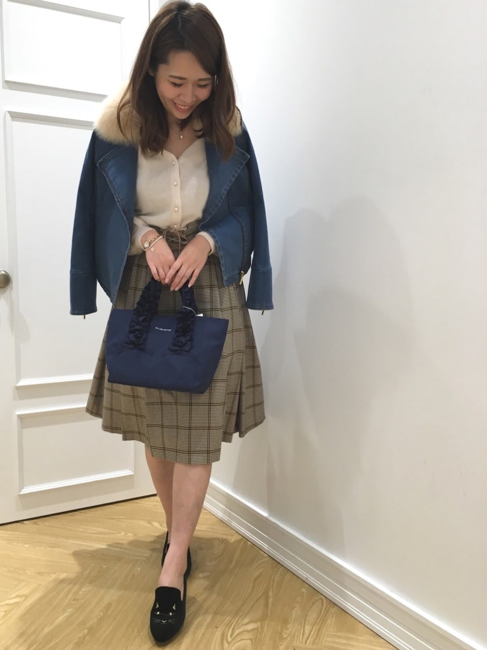 WILLSELECTION（ウィルセレクション）の「ベロア刺繍スリッポン
