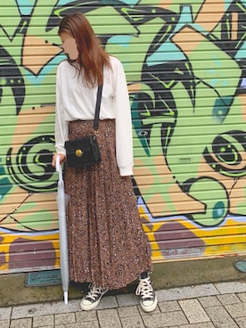 「CONVERSE（コンバース）のCONVERSE ALL STAR　ハイカットスニーカー（スニーカー）」を使った、chiiiさん（レディース・168cm）の秋コーディネート