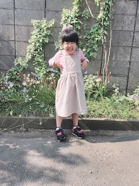 「エプロンワンピース」｜「アイテム（その他）」を使った、ayaさん（キッズ・100cm）の春コーディネート