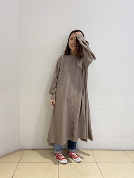 「リメイクデニム」｜「アイテム（スニーカー）」を使った、もぎさん（レディース・153cm）の冬コーディネート