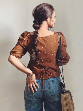 「ハイウエストストレートジーンズ」｜「アイテム（アクセサリー）」を使った、chi__ka❤︎さん（レディース・161cm）の春コーディネート