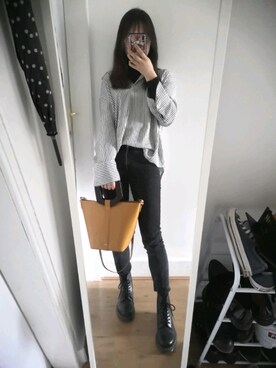 Jess Charonさんのコーディネート