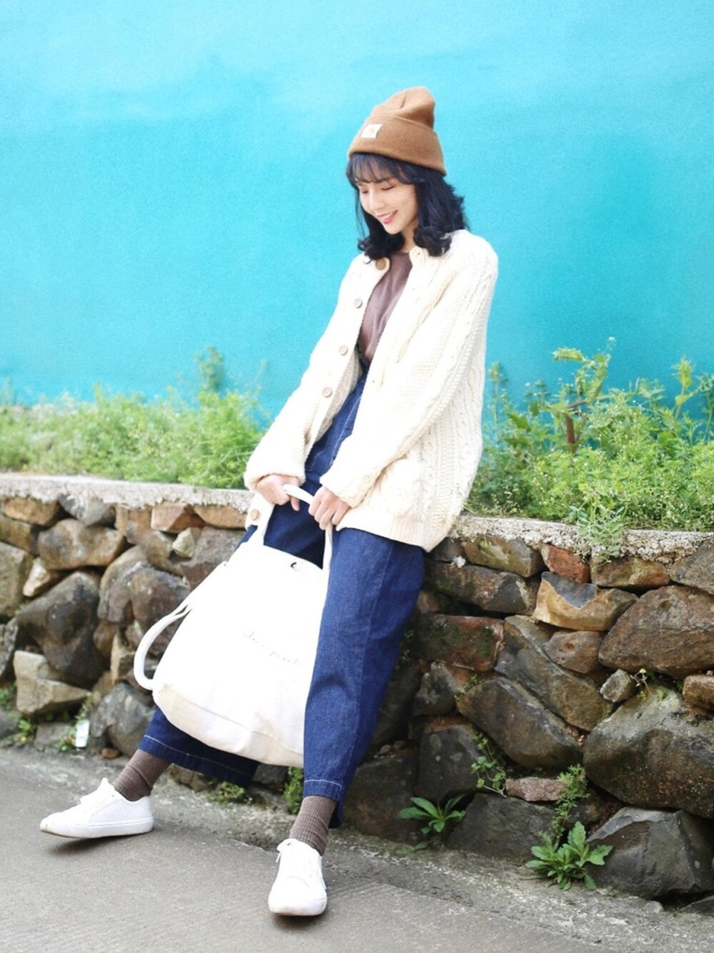 「休日スタイル、春コーデ、GU、ootd、daily look」｜「VINTAGEのアイテム（アンサンブル、ベージュ系）」を使った、rokuさん（レディース・172cm）の春コーディネートの1枚目の写真