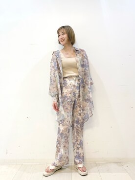 セットアップフラワープリントシアーシャツ セットアップフラワープリントシアーシャツを使った人気ファッション
