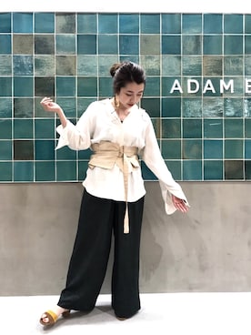 「とろみシャツ」｜「アイテム（アクセサリー）」を使った、SAKIさん（レディース・154cm）の春コーディネート