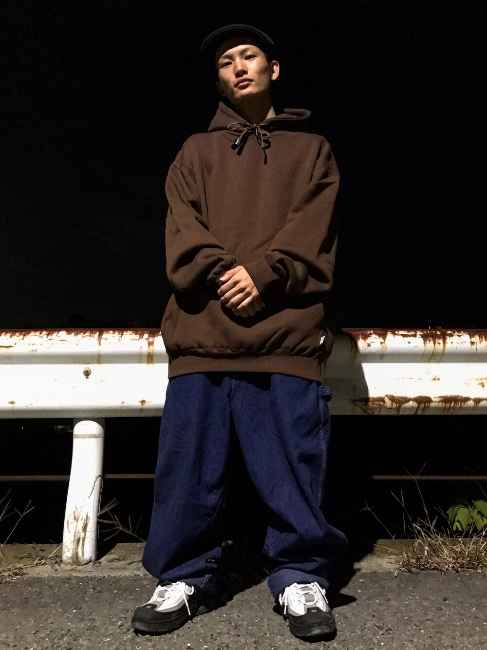 「だぼだぼ、ヒップホップ、ストリート」｜「Dickiesの【m】〔Dickies/ディッキーズ〕　ジーンズ 5ポケットデニムパンツ（デニムパンツ、ブルー系）」を使った、Does @DIGMOさん（メンズ・162cm）の春コーディネートの1枚目の写真