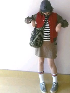 「CHUMS（チャムス）のアイテム（スカート）」を使った、nさん（レディース・157cm）の冬コーディネート