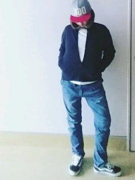 「DGK（ディージーケー）のアイテム（帽子）」を使った、nさん（レディース・157cm）の冬コーディネート