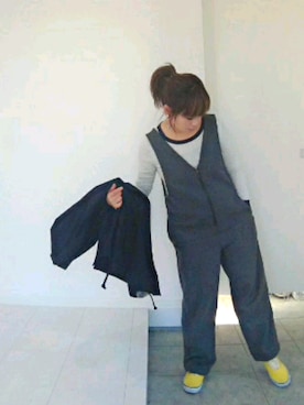 「RED CHOP WORKS（レッドチョップワークス）のアイテム（オールインワン・サロペット）」を使った、nさん（レディース・157cm）の冬コーディネート