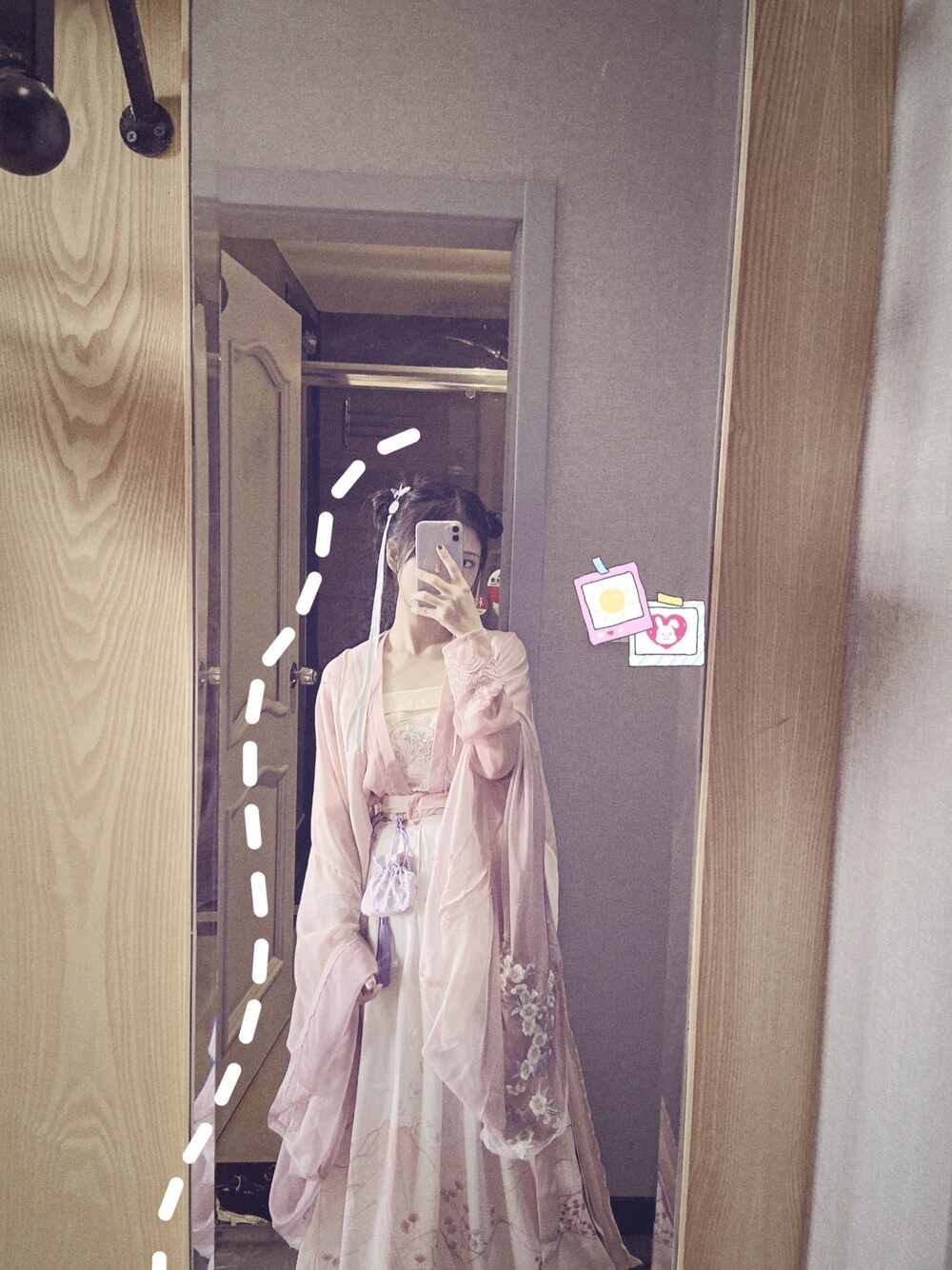 「汉服」｜「NOのアイテム（ワンピース/ドレス、ピンク系）」を使った、Cynthia さん（レディース・158cm）の秋コーディネートの1枚目の写真