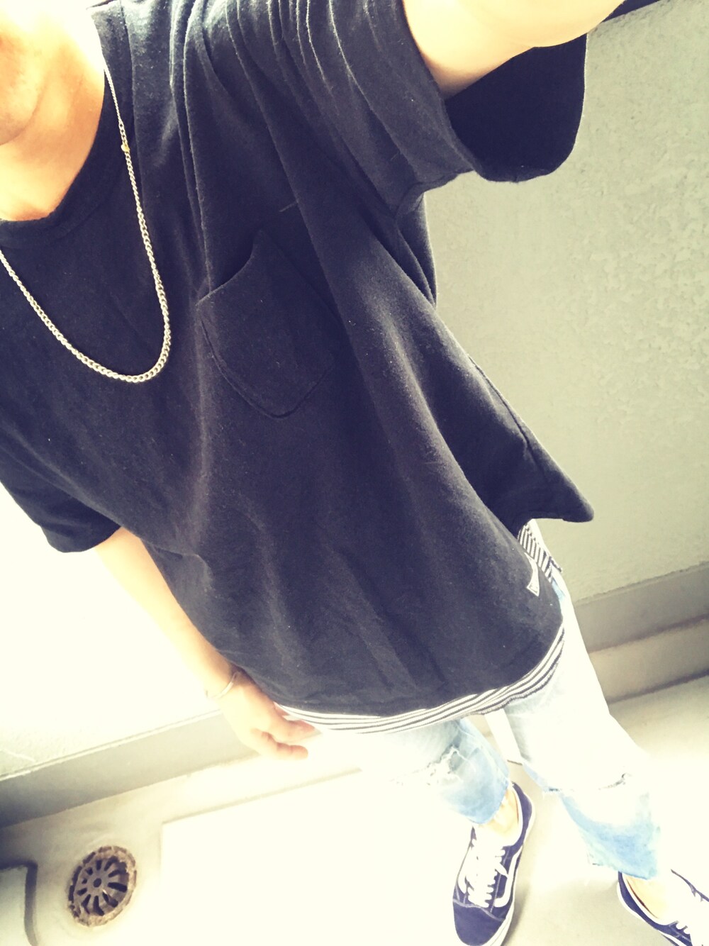 「夏、公園」｜「VOTE MAKE NEW CLOTHESのVOTE MAKE NEW CLOTHES STANDARD PKT TEE（Tシャツ/カットソー、ブラック系）」を使った、yukkiiさん（メンズ・170cm）の夏コーディネートの1枚目の写真