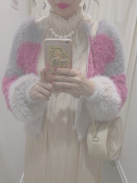 岑小咪さんのコーディネート