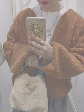 岑小咪さんのコーディネート