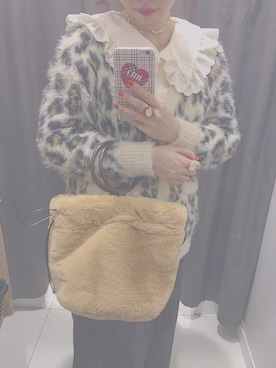 岑小咪さんのコーディネート