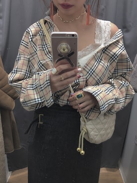 岑小咪さんのコーディネート