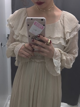 岑小咪さんのコーディネート