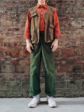 「アイテム（その他シューズ、ホワイト系）」を使った、日翟さん（メンズ・172cm）の秋コーディネート