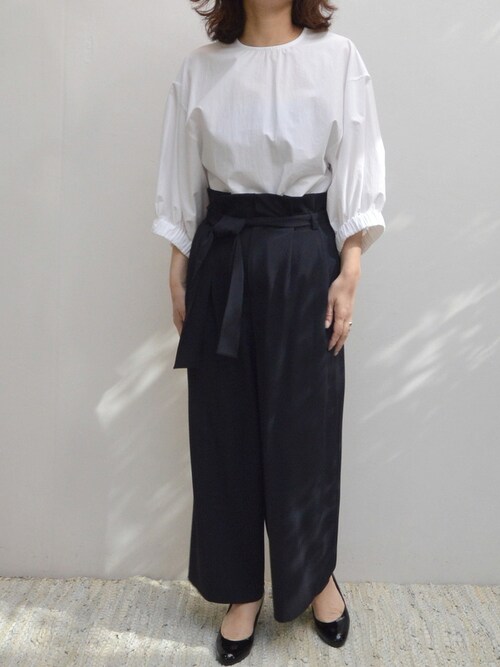 ワイドパンツは7分袖と相性Good!