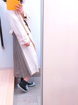 「アイボリー」｜「アイテム（トレンチコート）」を使った、なべまるさん（レディース・161cm）の春コーディネート