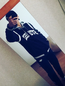 「STUSSY（ステューシー）のアイテム（スタジャン）」を使った、Boomerさん（メンズ・165cm）の冬コーディネート